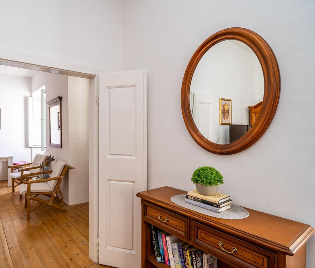Laus Ii, Lovely Apartment In Old Town Дубровник Экстерьер фото